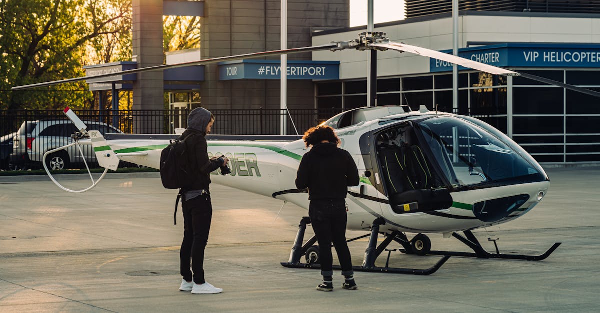découvrez des vues imprenables et une expérience inoubliable avec nos visites en hélicoptère. survolez des paysages majestueux et vivez l'aventure de votre vie dans un vol panoramique unique.